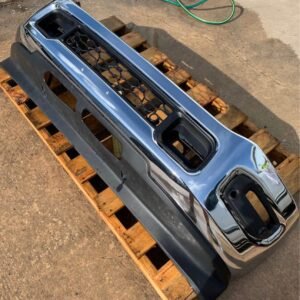 2019-2020 Ram 3500 2500 Front Bumper Chrome OEM - Factory Take-Off