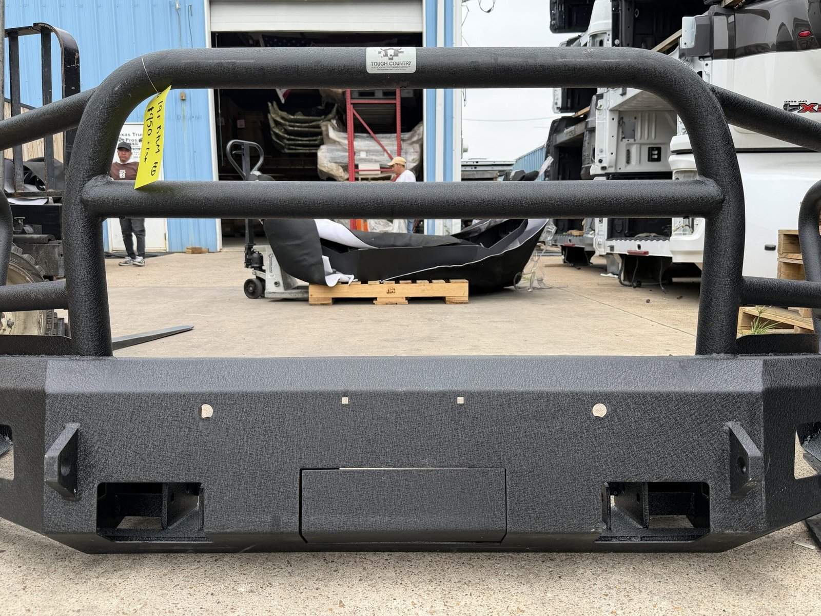 2019-2024 Ram 2500 Front Bumper - Factory Take-Off 2019-2024 Ram 2500 Front Bumper - Factory Take-Off