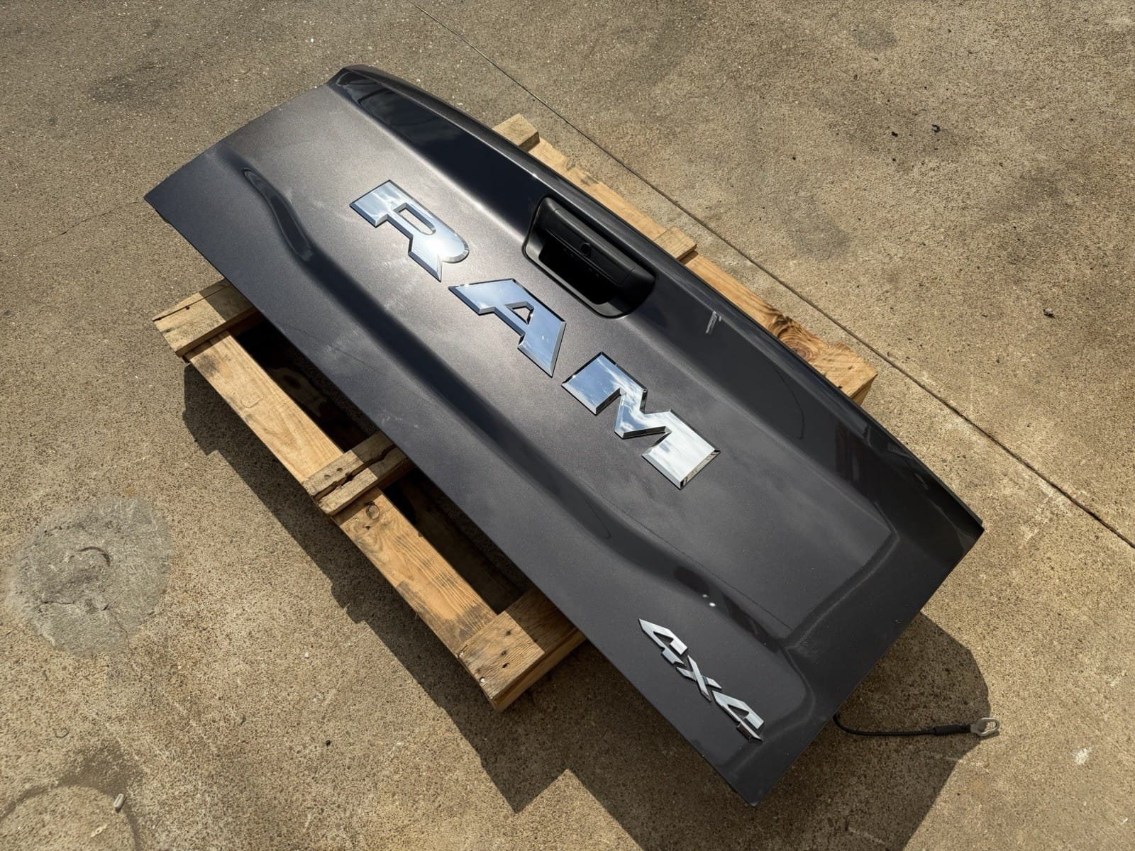 2019-2026 Ram 2500 Tailgate - Factory Take-Off 2019-2026 Ram 2500 Tailgate - Factory Take-Off