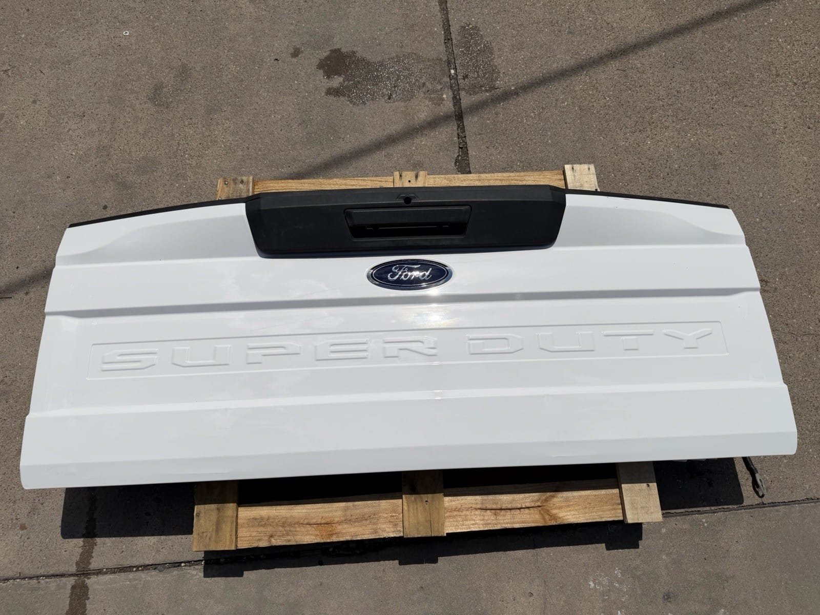 2020-2022 Ford F-250 Tailgate - Factory Take-Off 2020-2022 Ford F-250 Tailgate - Factory Take-Off
