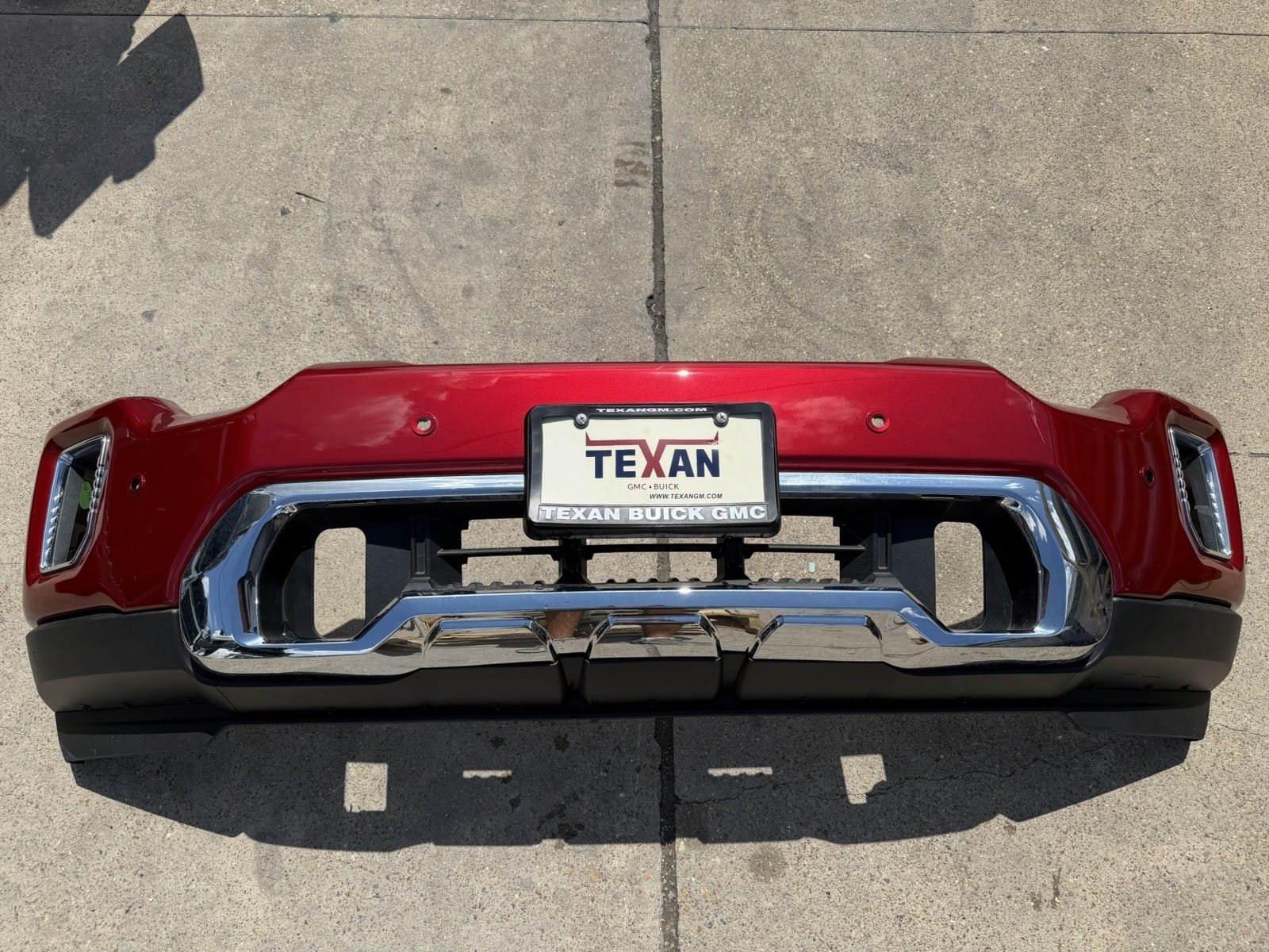 2020-2023 GMC Sierra 2500 Front Bumper - Factory Take-Off 2020-2023 GMC Sierra 2500 Front Bumper - Factory Take-Off