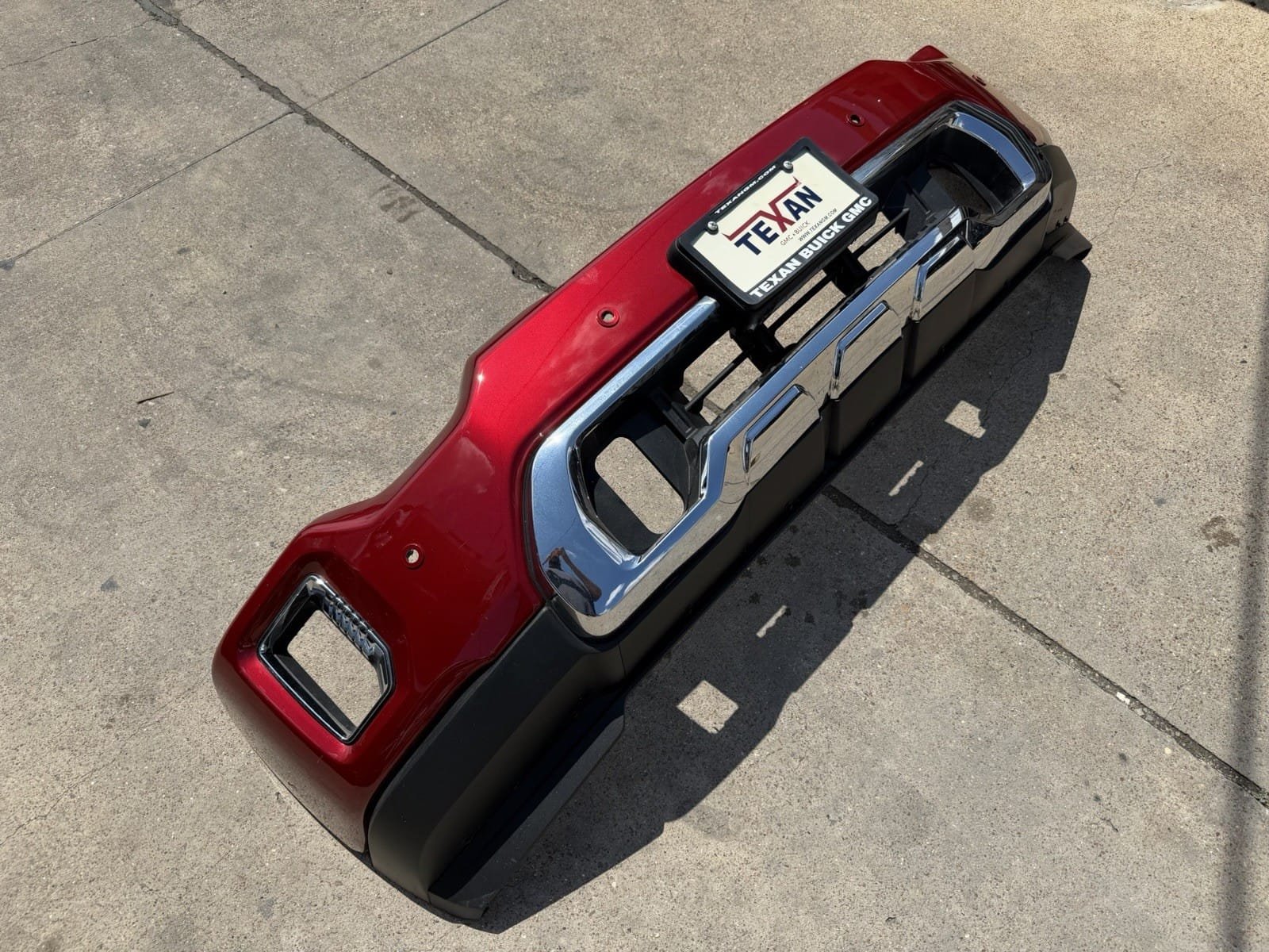 2020-2023 GMC Sierra 2500 Front Bumper - Factory Take-Off 2020-2023 GMC Sierra 2500 Front Bumper - Factory Take-Off
