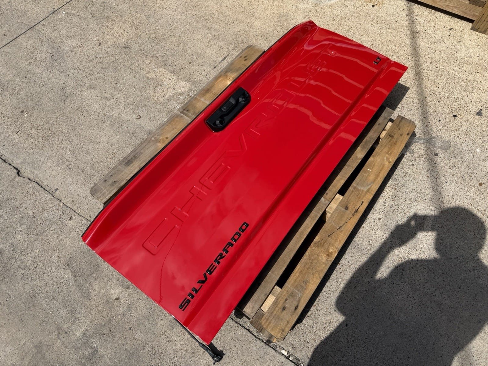 2020-2026 Chevrolet Silverado 2500 Tailgate - Factory Take-Off 2020-2026 Chevrolet Silverado 2500 Tailgate - Factory Take-Off