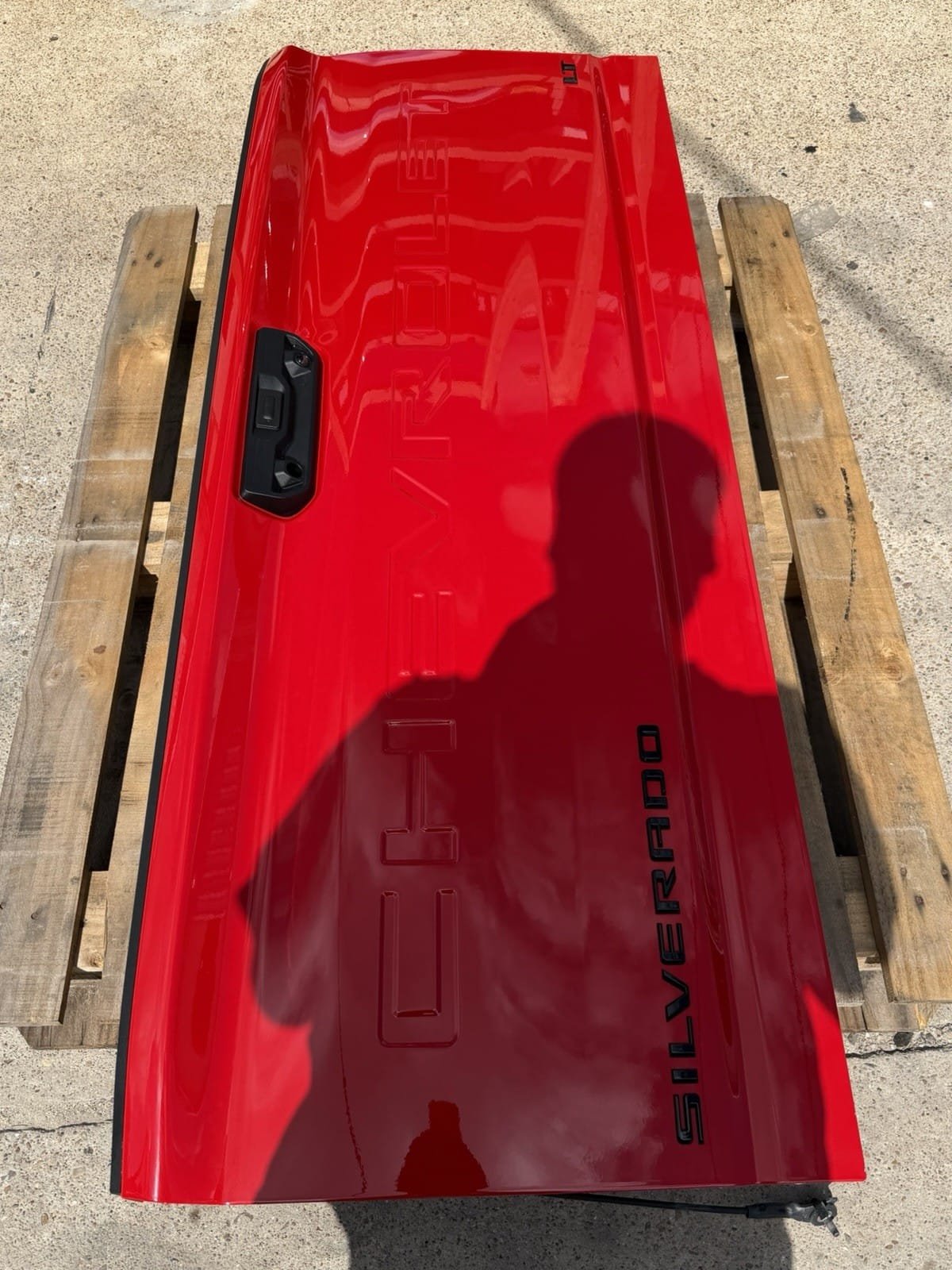 2020-2026 Chevrolet Silverado 2500 Tailgate - Factory Take-Off 2020-2026 Chevrolet Silverado 2500 Tailgate - Factory Take-Off