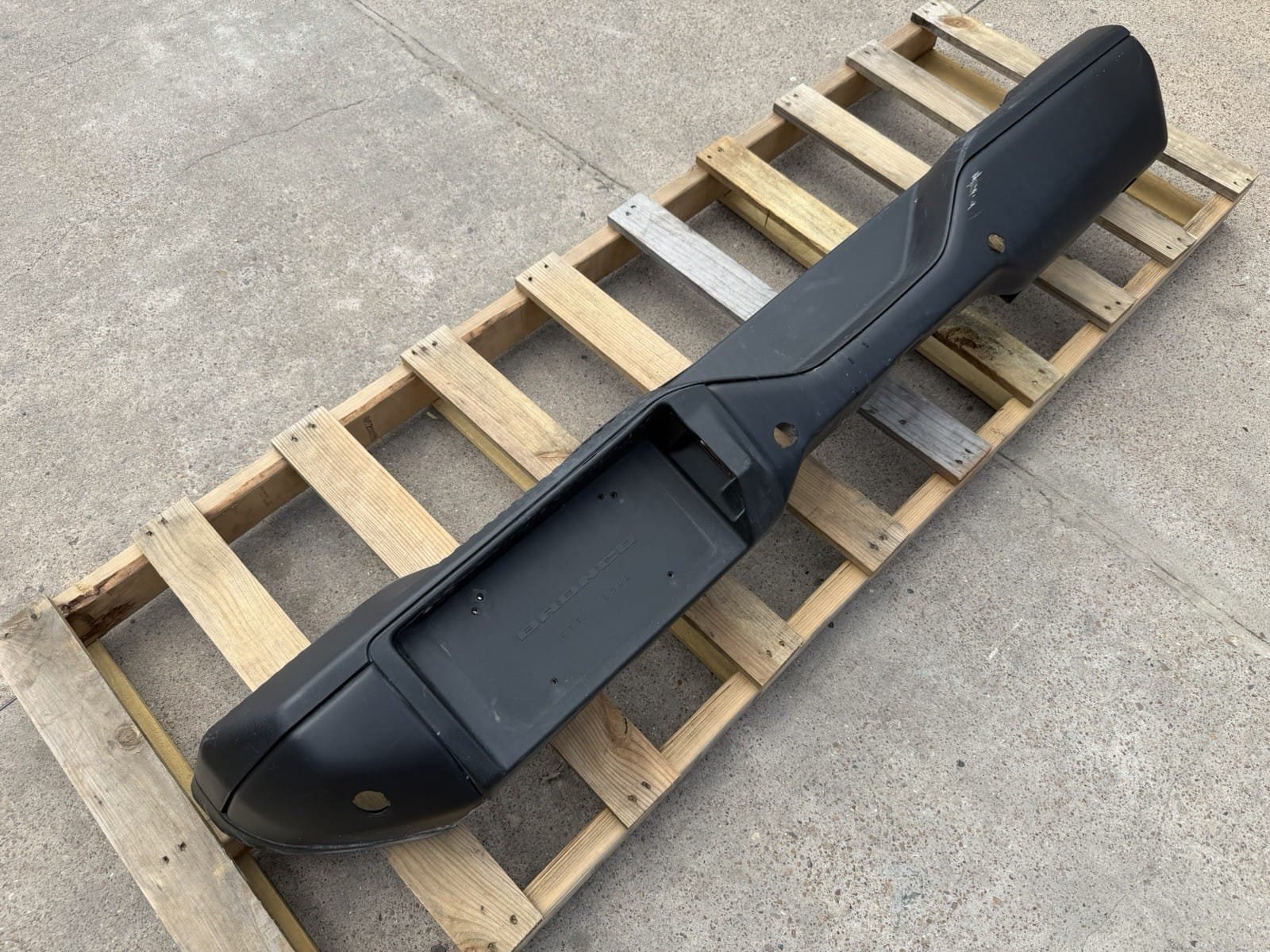 2021-2026 Ford Rear Bumper - Factory Take-Off 2021-2026 Ford Rear Bumper - Factory Take-Off