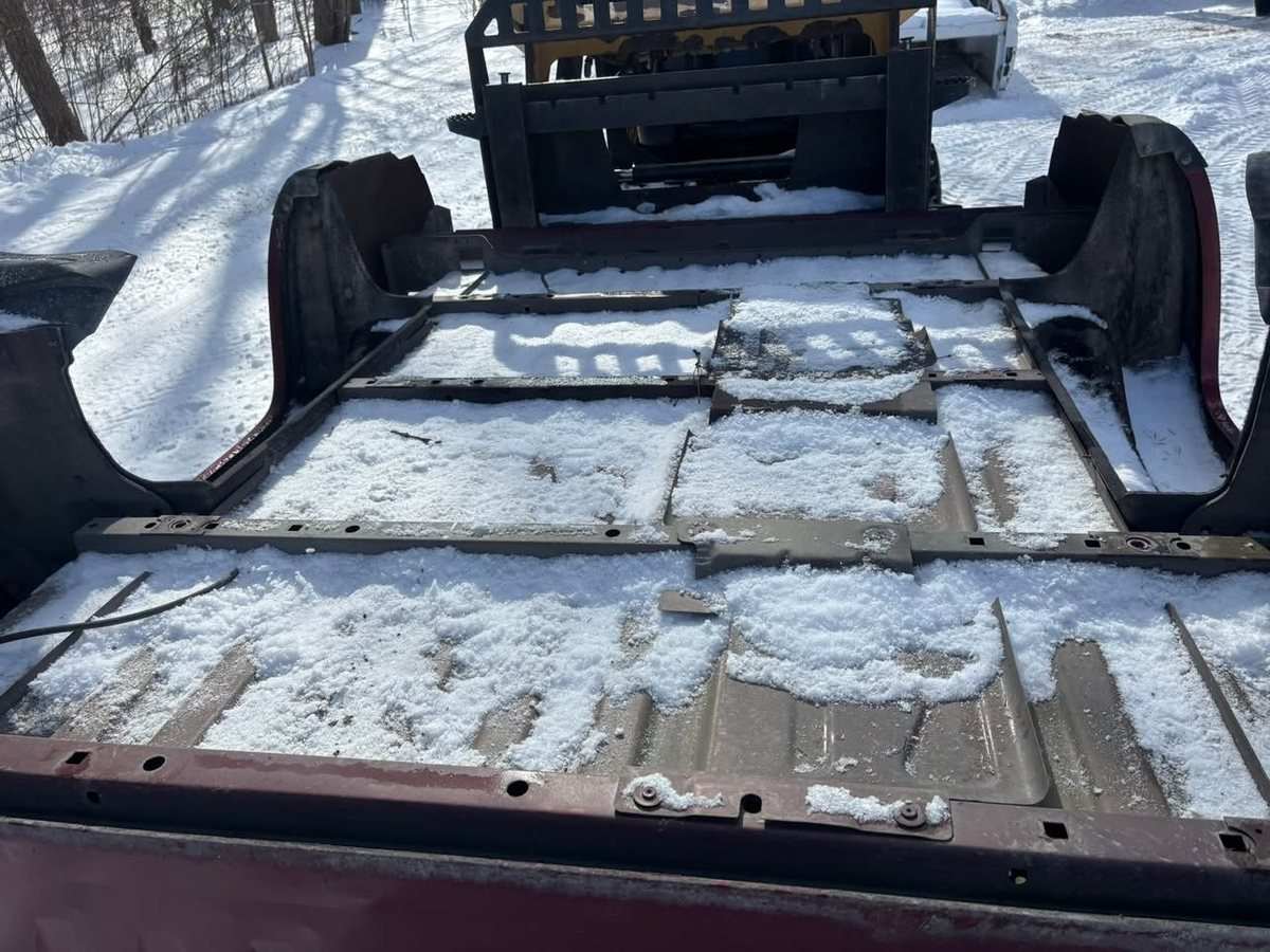 2014-2019 GMC Sierra 6.6ft Truck Bed photo 4 2014-2019 GMC Sierra 6.6ft Truck Bed