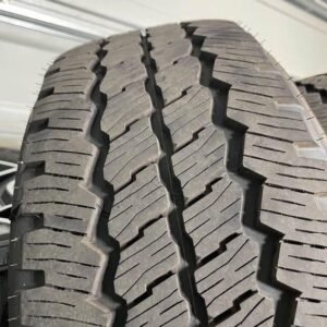 2025 Ford F-350 Super Duty Platinum 20 inch Wheels with Bridgestone Dueler A/T Tires and TPMS
