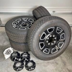 2025 Ford F-350 Super Duty Platinum 20 inch Wheels with Bridgestone Dueler A/T Tires and TPMS