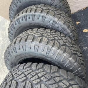18 inch Ford F-250 F-350 Tremor OEM Wheels and Tires