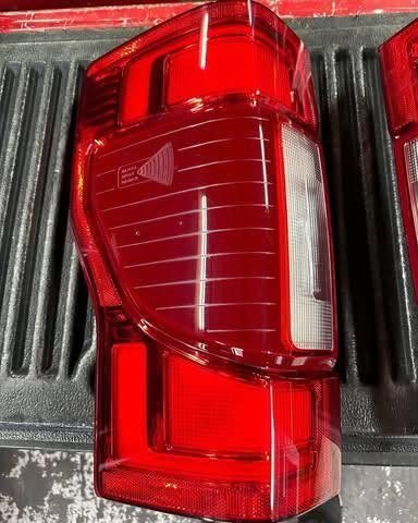 2020-2022 Ford Super Duty LED Tail Lights with BLIS, Set, Fits F-250 F-350 F-450 photo 4 2020-2022 Ford Super Duty LED Tail Lights with BLIS, Set, Fits F-250 F-350 F-450