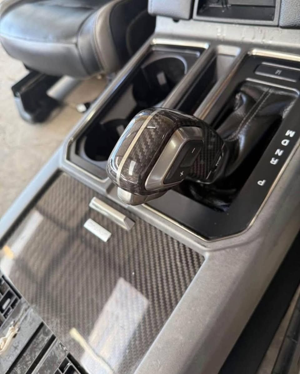 2020 Ford Raptor Second Generation Seats with Center Console, Excellent Condition photo 4 2020 Ford Raptor Second Generation Seats with Center Console, Excellent Condition