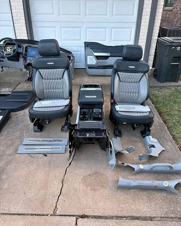 2021–2026 Ford photo 1 2021–2026 Ford