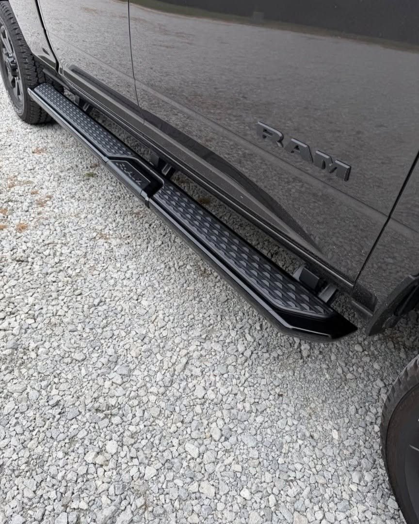 2019–2027+ Ram 2500HD / 3500HD Heavy-Duty Premium Factory OEM Wheel-to-Wheel Side Assist S photo 4 2019–2027+ Ram 2500HD / 3500HD Heavy-Duty Premium Factory OEM Wheel-to-Wheel Side Assist S
