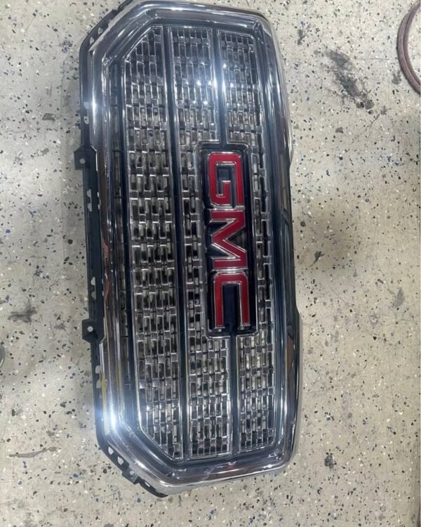 2017–2019 GMC Sierra 2500HD / 3500HD Premium Factory OEM "Denali Edition" Front Radiator G