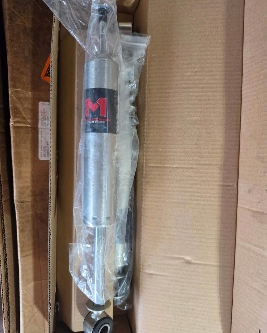 2001–2010 GM Silverado/Sierra 2500HD/3500HD 3-Inch Front / 1-to-2-Inch Rear Suspension Lif photo 2 2001–2010 GM Silverado/Sierra 2500HD/3500HD 3-Inch Front / 1-to-2-Inch Rear Suspension Lif