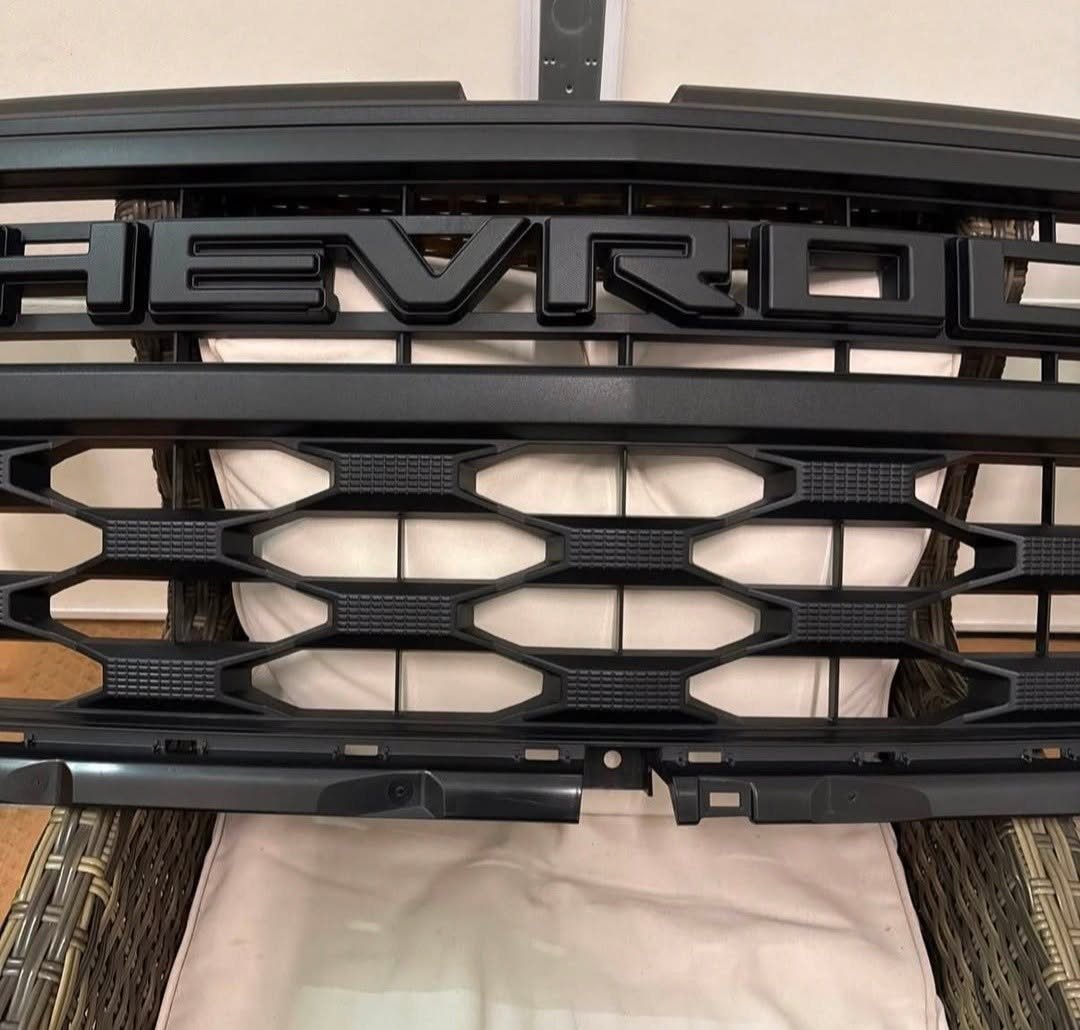 2022–2026+ Chevy Silverado 1500 Premium Front Radiator Grille Assembly photo 3 2022–2026+ Chevy Silverado 1500 Premium Front Radiator Grille Assembly