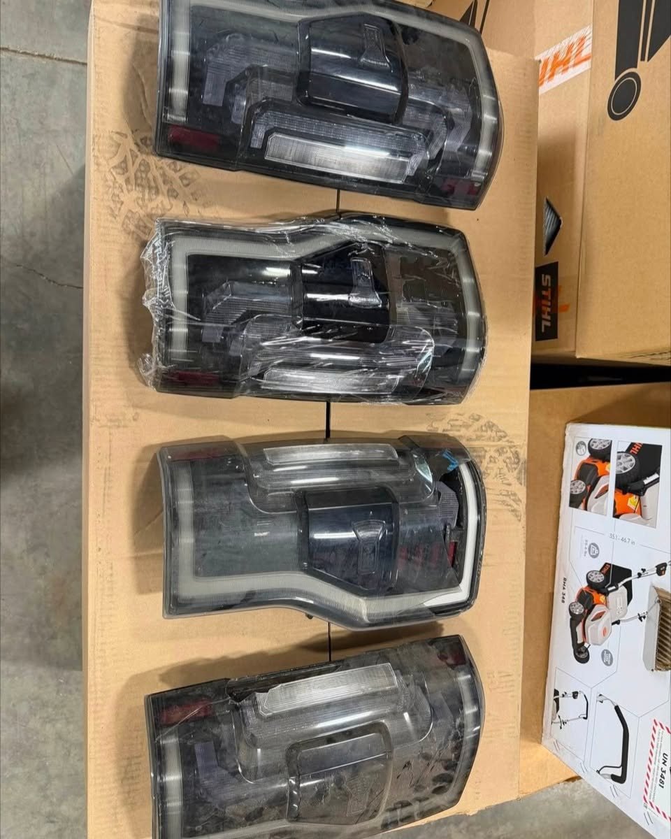 Morimoto XB Premium Full-LED Tail Light Assemblies photo 4 Morimoto XB Premium Full-LED Tail Light Assemblies