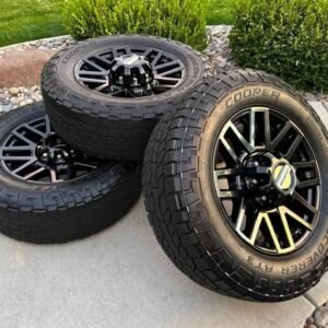 2017–2022 Ford F-250 Super Duty 20” Premium Lariat Wheels & Cooper Discoverer All-Terrain