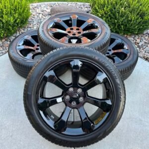 2024–2027 Ford Explorer ST 21” Gloss Black Wheels & Pirelli Scorpion Zero A/S 275/45R21 Ti