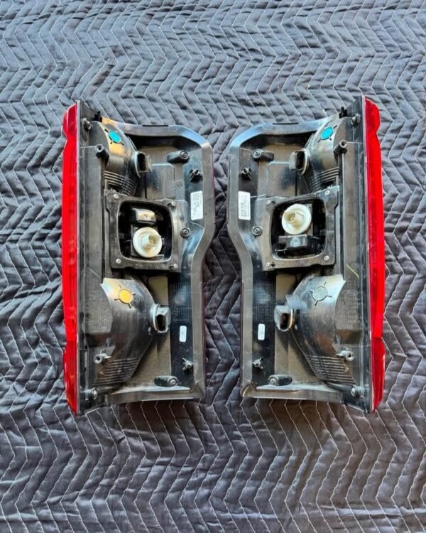 2023–2026+ Ford F-250/F-350 Super Duty Premium Full-LED Tail Light Assemblies