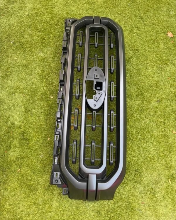 2018–2020 Ford F-150 Premium Replacement Radiator Grille Assemblies
