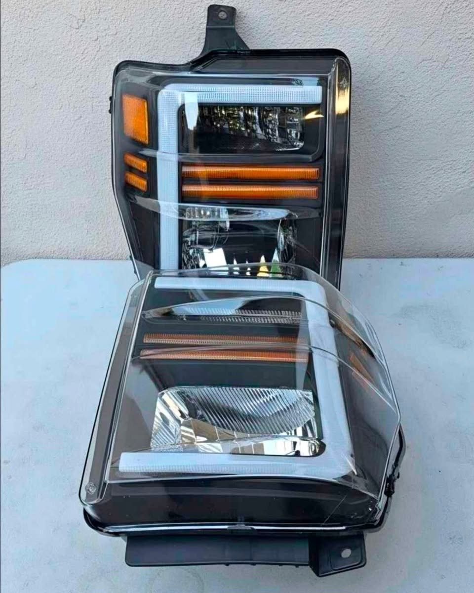 2008–2010 Ford Super Duty Premium Replacement Headlight Assemblies photo 2 2008–2010 Ford Super Duty Premium Replacement Headlight Assemblies