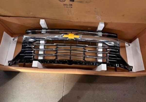 2024–2026 Chevy Tahoe & Suburban Refreshed Factory OEM Front Grille Assembly