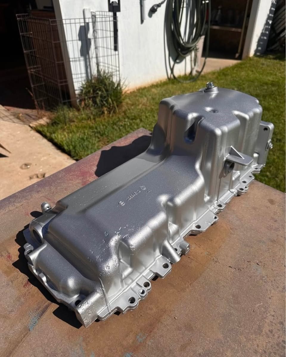 2019–2024 Chevy Silverado & GMC Sierra 1500 5.3L EcoTec3 Engine Aluminum Structural Oil Pa photo 3 2019–2024 Chevy Silverado & GMC Sierra 1500 5.3L EcoTec3 Engine Aluminum Structural Oil Pa