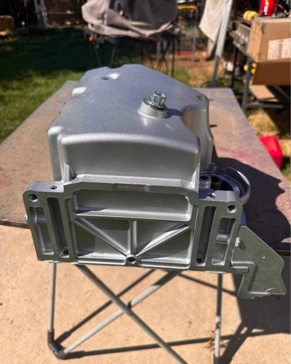 2019–2024 Chevy Silverado & GMC Sierra 1500 5.3L EcoTec3 Engine Aluminum Structural Oil Pa photo 4 2019–2024 Chevy Silverado & GMC Sierra 1500 5.3L EcoTec3 Engine Aluminum Structural Oil Pa