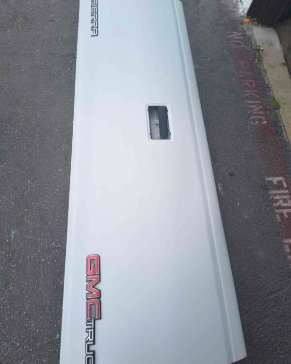 1988–1998 Chevy Silverado & GMC Sierra Factory OEM Heavy-Duty Structural Steel Tailgate As