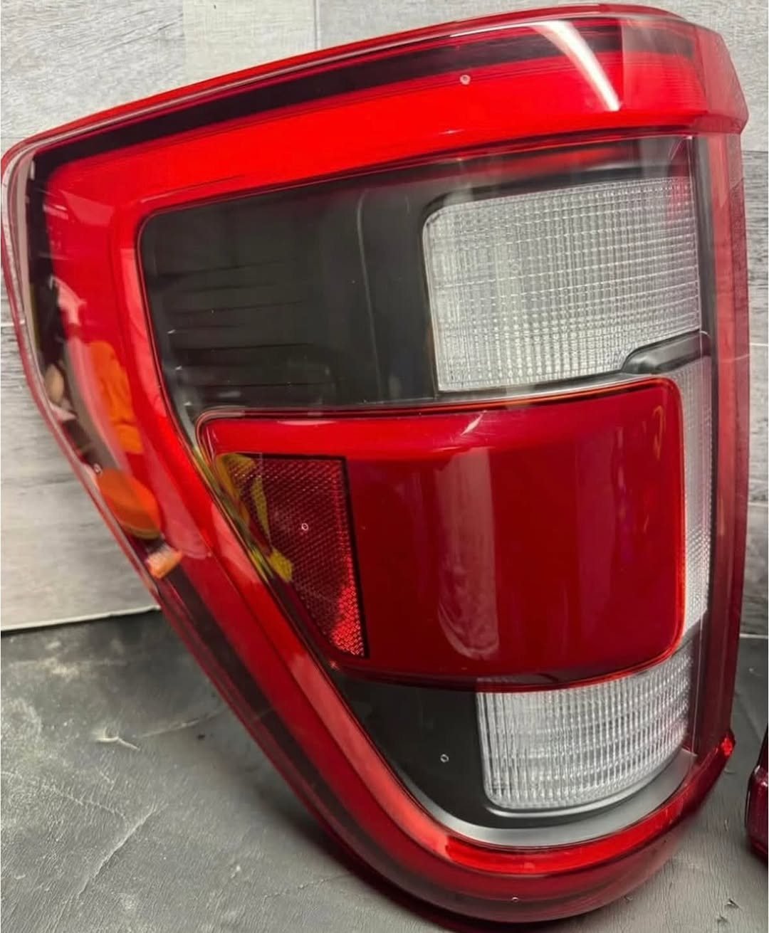 2021-2023 Ford photo 2 2021-2023 Ford