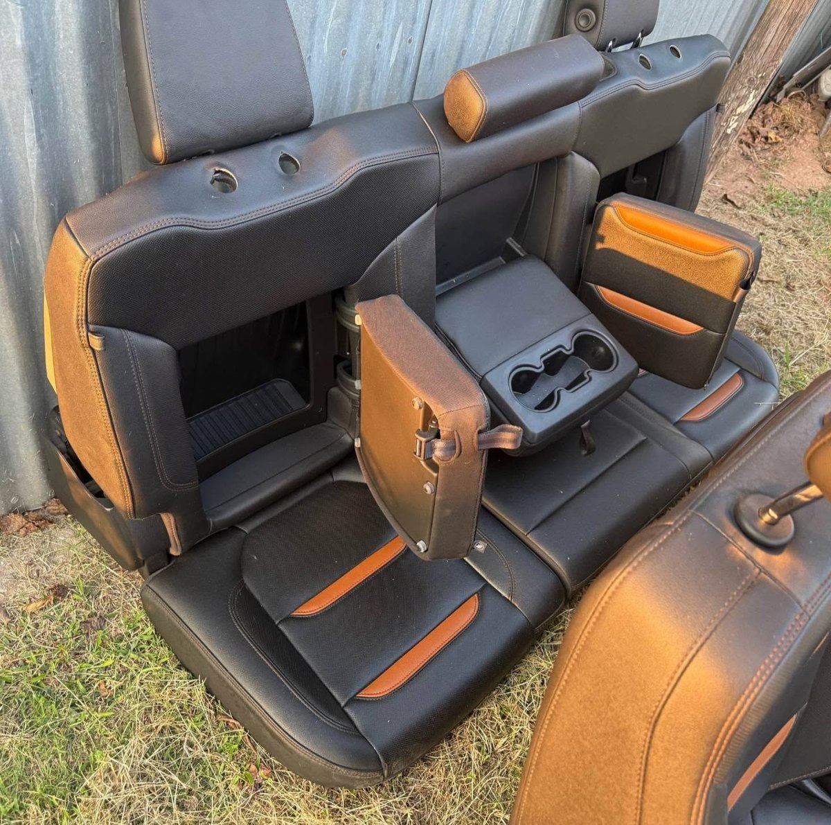 2019- 2024 Chevy photo 5 2019- 2024 Chevy
