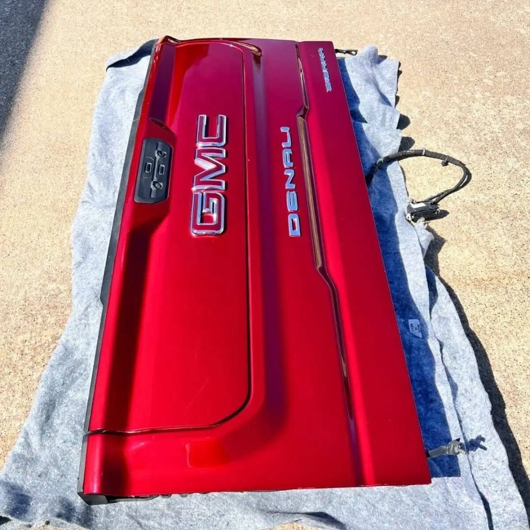 2018-2024 GMC Tailgate photo 4 2018-2024 GMC Tailgate