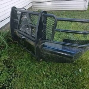07.5-10 Chevy 2500hd legend front ranch hand bumper. Comes with brackets and mounting hard