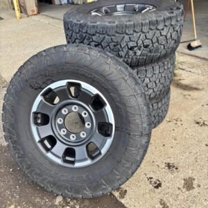 FORD F-250 TREMOR OEM WHEELS + TOYO OPEN COUNTRY A/T 35x12.50