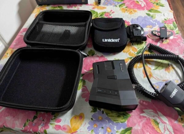 Uniden R8 Extreme Long Range Radar & Laser Detector