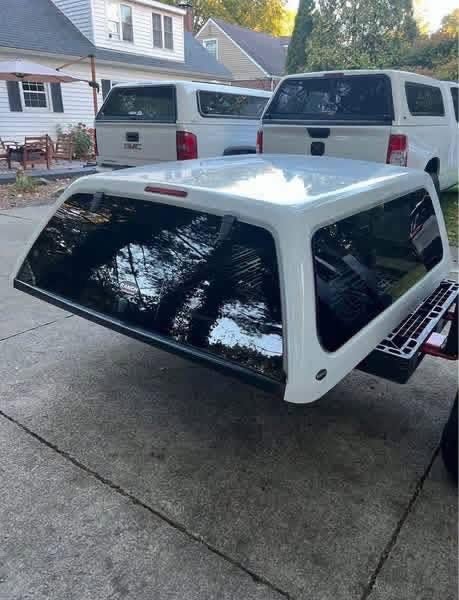 RANCH TRUCK CAP — 2009–2014 FORD F-150 5.5FT BED photo 4 RANCH TRUCK CAP — 2009–2014 FORD F-150 5.5FT BED