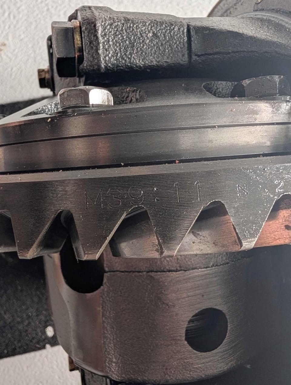 GU/GQ 3.5 DIFF CENTRES — FRONT & REAR | 4.8 AUTO photo 1 GU/GQ 3.5 DIFF CENTRES, FRONT & REAR | 4.8 AUTO