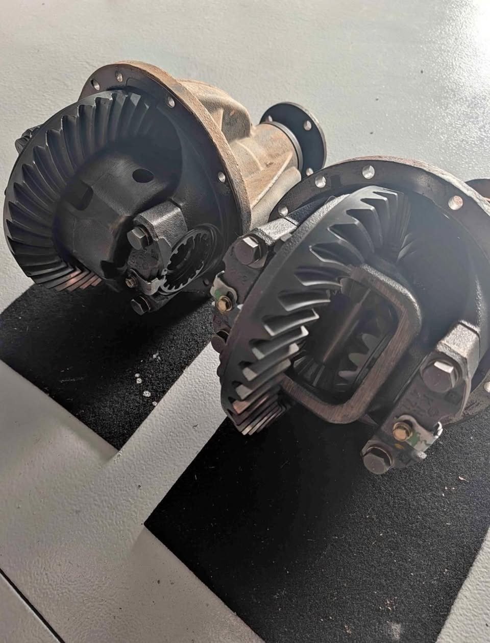 GU/GQ 3.5 DIFF CENTRES — FRONT & REAR | 4.8 AUTO photo 2 GU/GQ 3.5 DIFF CENTRES, FRONT & REAR | 4.8 AUTO