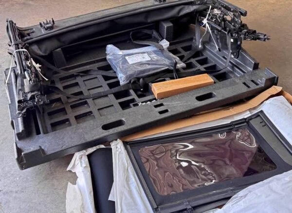 2023 FORD BRONCO 4-DOOR OEM SOFT TOP — COMPLETE WITH HARDWARE & WINDOWS
