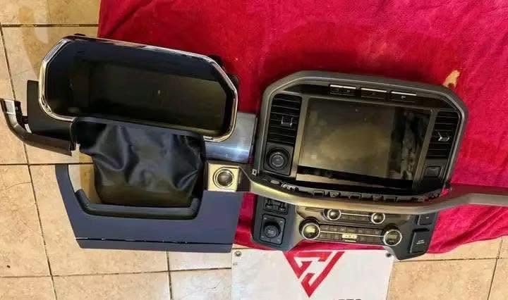 2021–2024 FORD F-150 PLATINUM / LARIAT / LIMITED SYNC 4 DASHBOARD – 12” SCREEN photo 3 2021–2024 FORD F-150 PLATINUM / LARIAT / LIMITED SYNC 4 DASHBOARD – 12” SCREEN