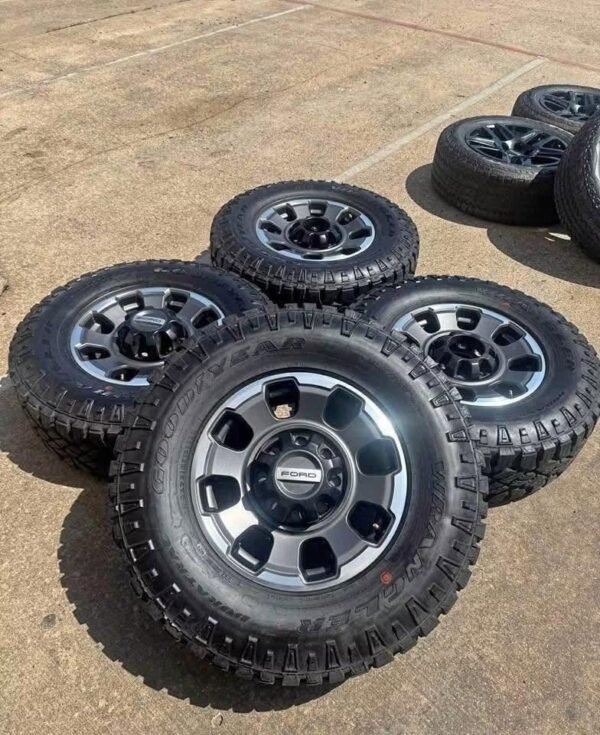 2025 FORD F-250/F-350 TREMOR OEM WHEELS & TIRES – COMPLETE TAKE-OFF SET