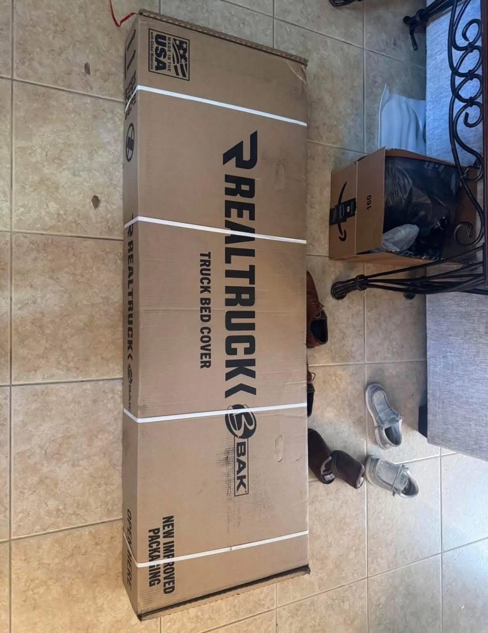 BRAND NEW BAKFLIP MX4 TONNEAU COVER — FORD RANGER 5 FT BED photo 2 BRAND NEW BAKFLIP MX4 TONNEAU COVER — FORD RANGER 5 FT BED
