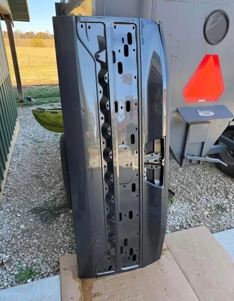 2017–2020 FORD F-150 RAPTOR TAILGATE – OEM STYLE