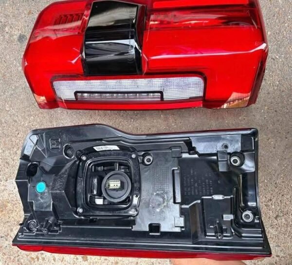 2024+ FORD F-250 / F-350 PLATINUM TAIL LIGHTS — OEM