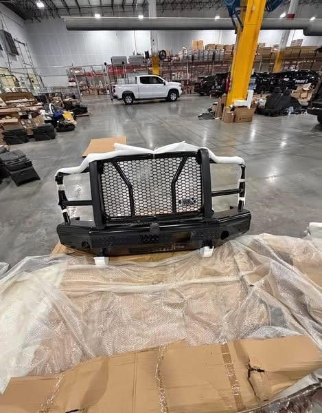 BRAND NEW HDX BANDIT FRONT BUMPER REPLACEMENT + GRILLE GUARD, FORD SUPER DUTY