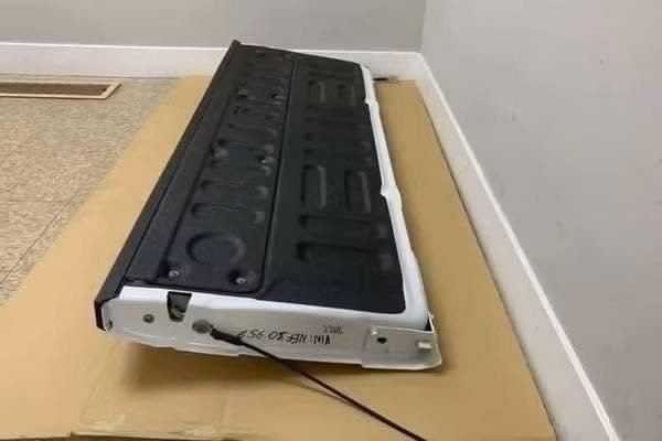 FACTORY OEM — PAINTED WHITE — NEVER USED photo 2 FACTORY OEM, PAINTED WHITE, NEVER USED