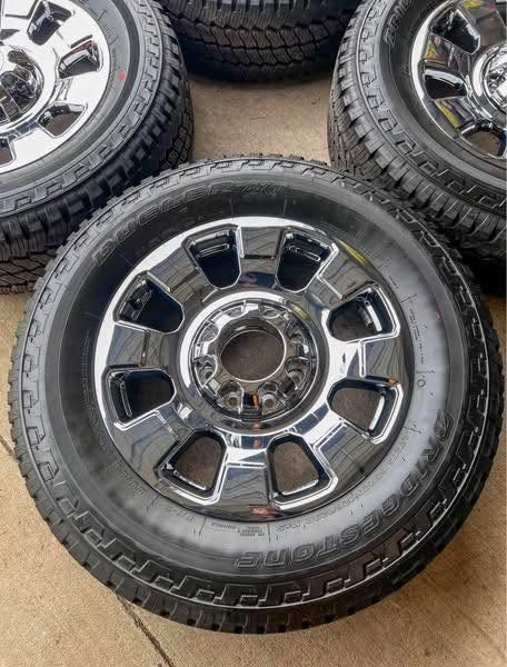 2026 Ford F-250/F-350 King Ranch OEM Wheels & Tires