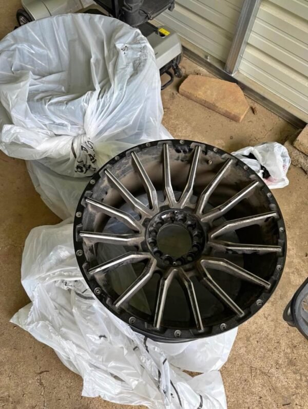 20-Inch 9-Lug Black & Chrome Wheels — Ford Bronco