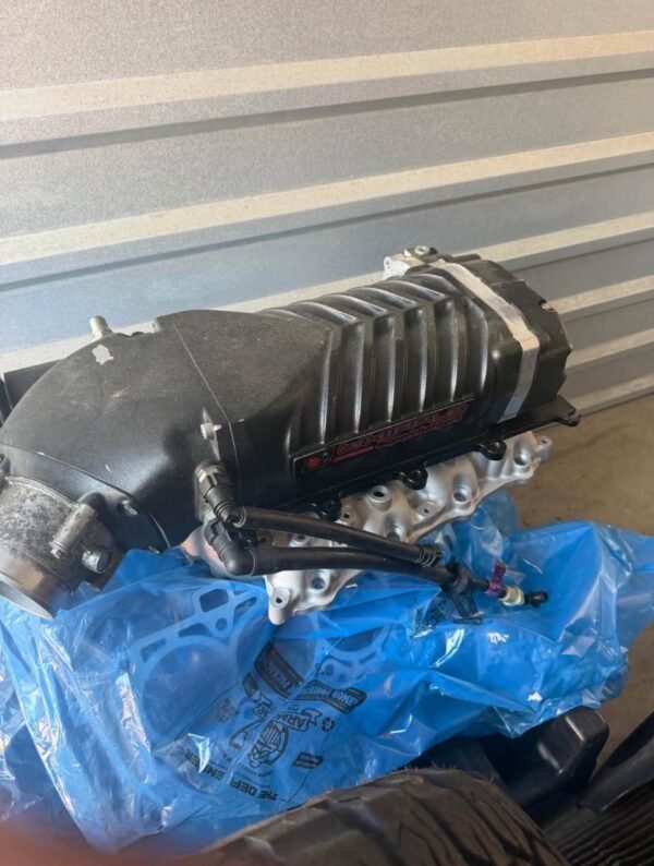 WHIPPLE 2.9L SUPERCHARGER HEAD UNIT FOR FORD COYOTE — HIGH-PERFORMANCE TWIN-SCREW
